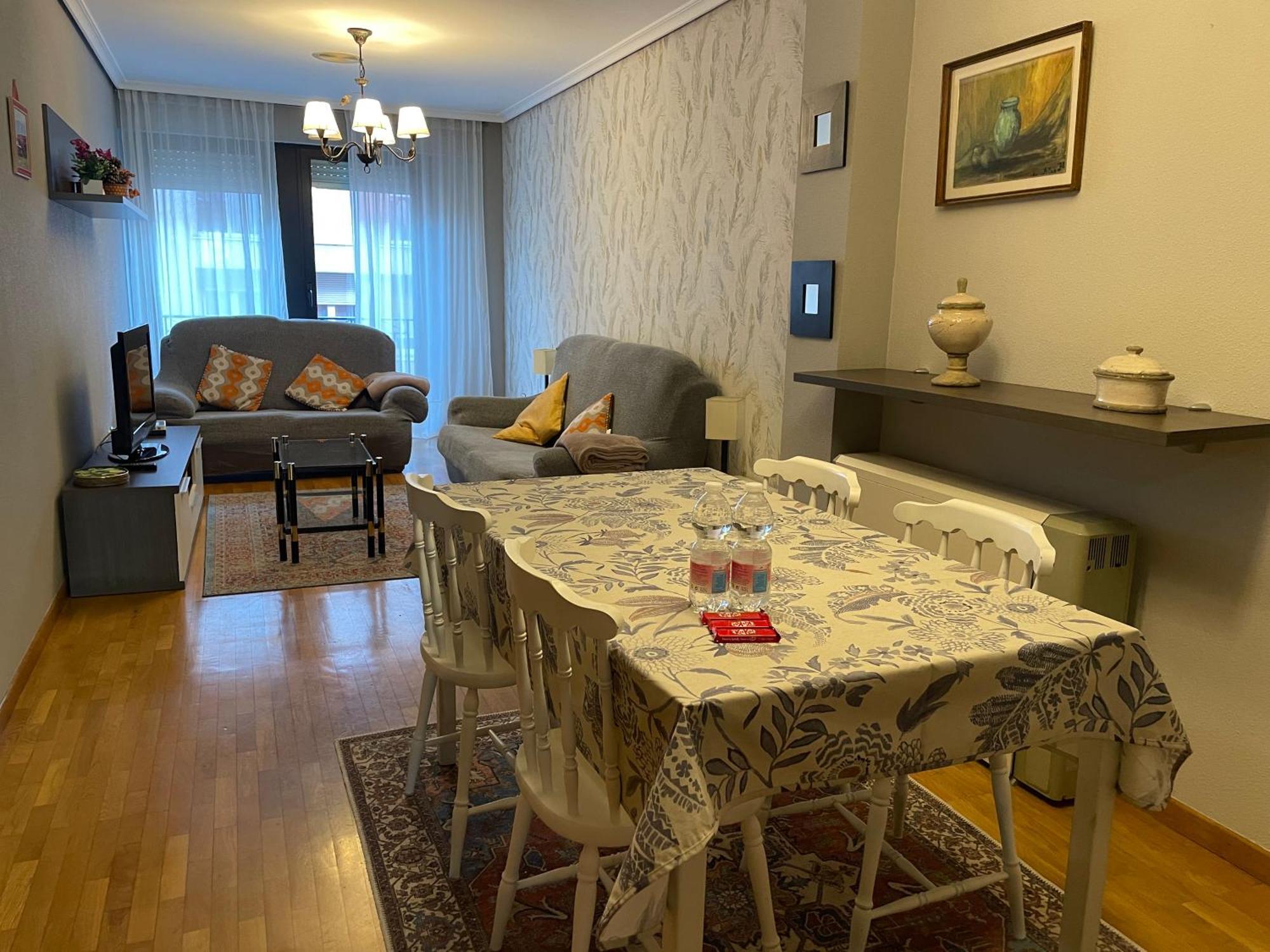 Piso Centrico Con Plaza De Garaje Apartment
