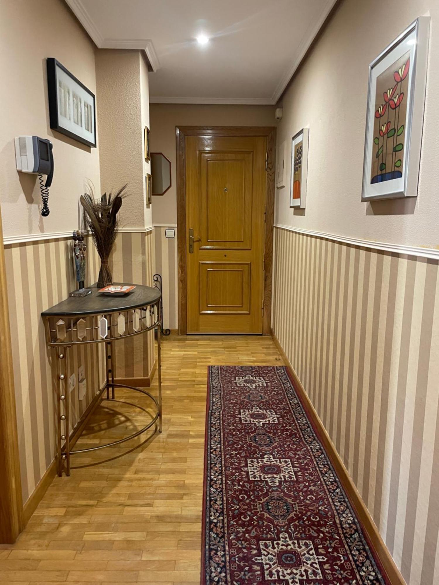 Piso Centrico Con Plaza De Garaje Apartment Ponferrada