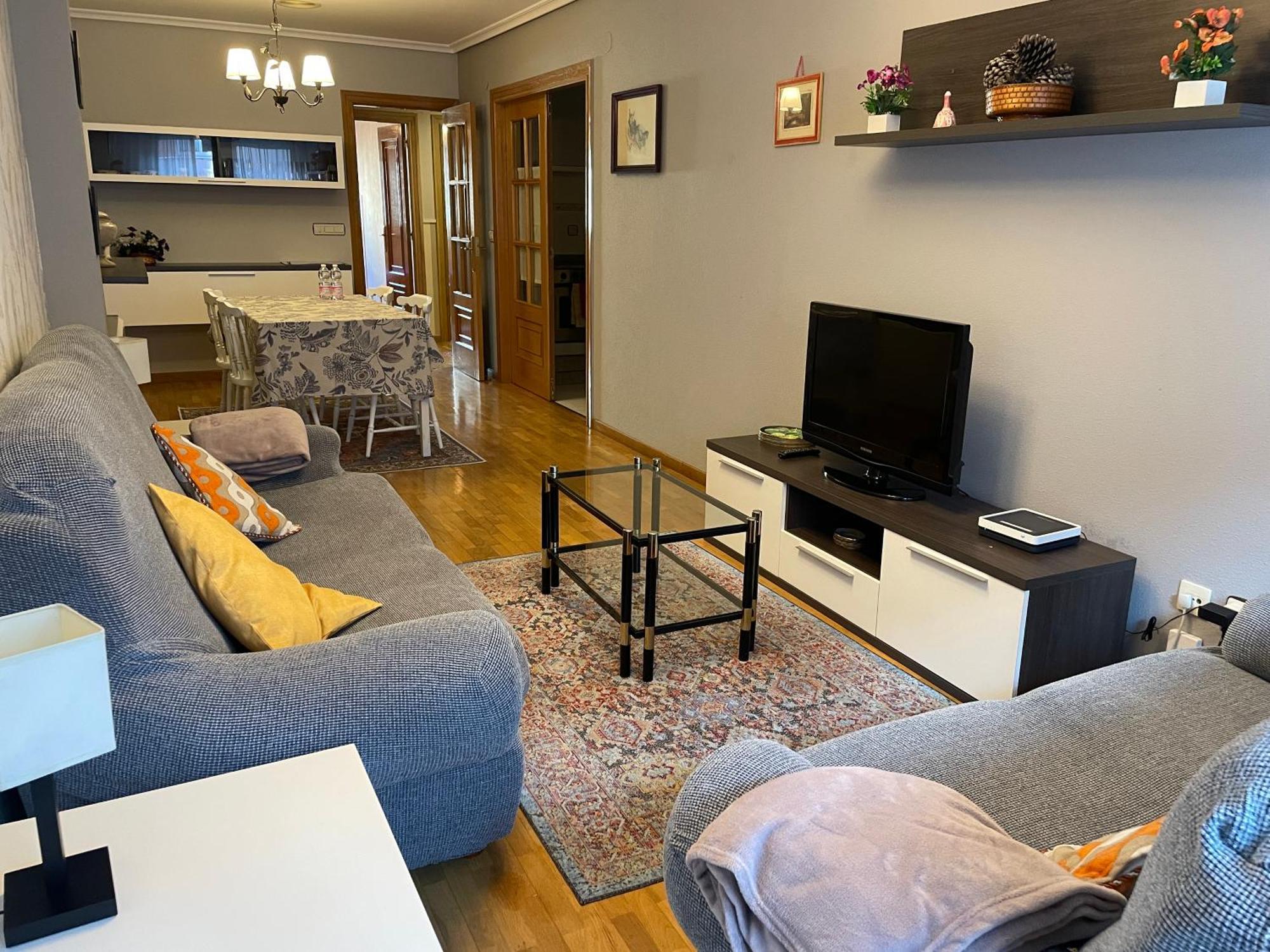 Apartment Piso Centrico Con Plaza De Garaje